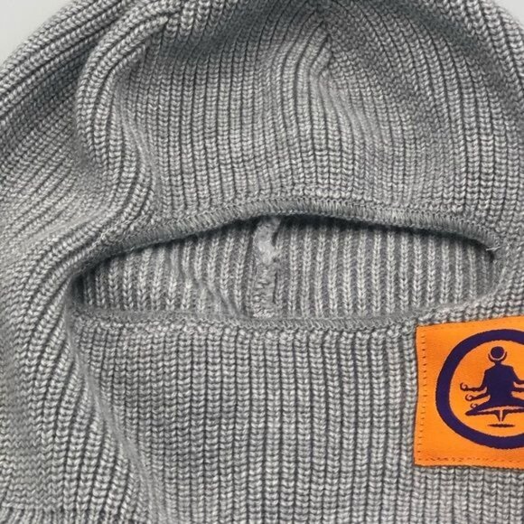 gray facial knitted beanie acrylic hat one size READ - Picture 3 of 8
